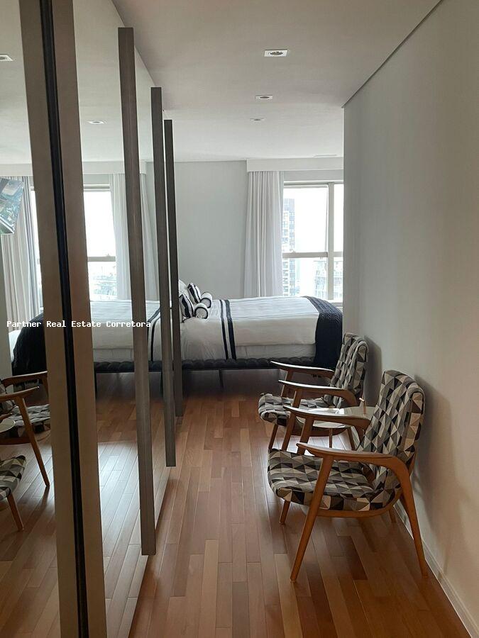 Apartamento à venda com 3 quartos, 275m² - Foto 19