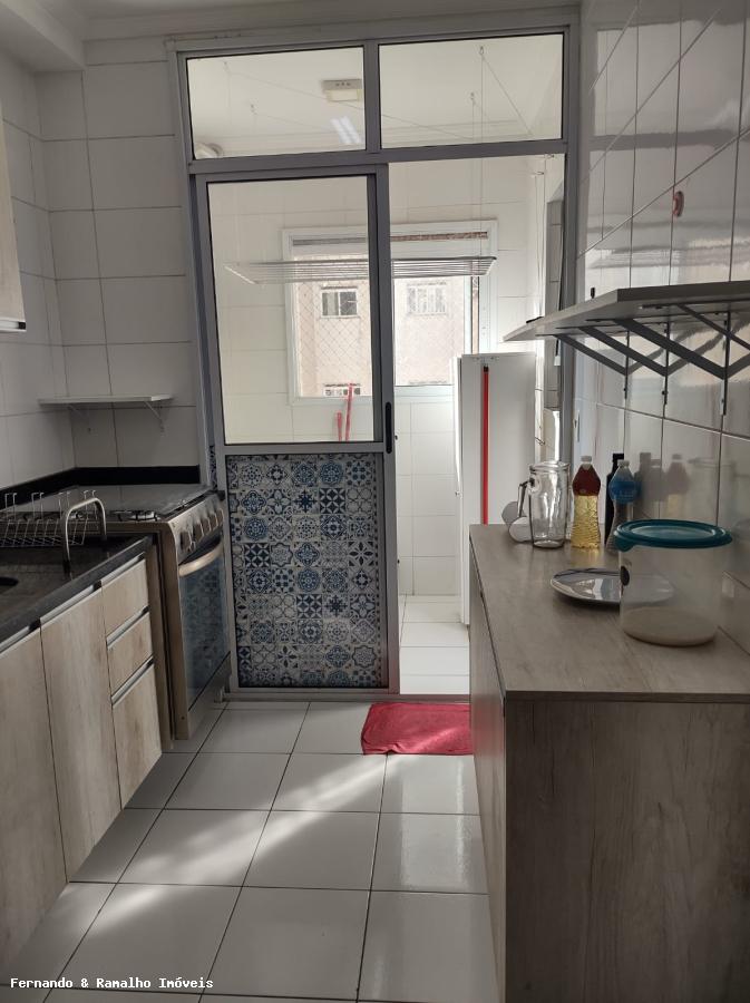 Apartamento à venda com 2 quartos, 60m² - Foto 14