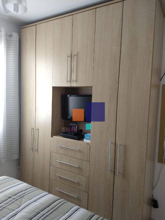 Apartamento para alugar com 3 quartos, 64m² - Foto 10