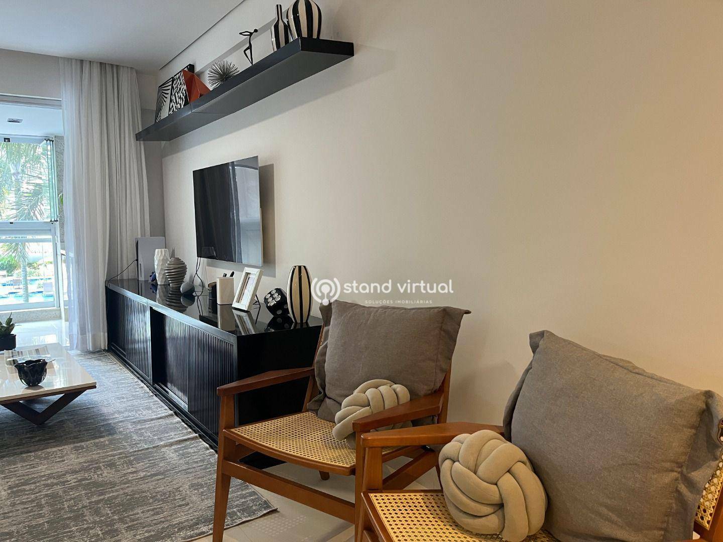 Apartamento à venda com 4 quartos, 151m² - Foto 4