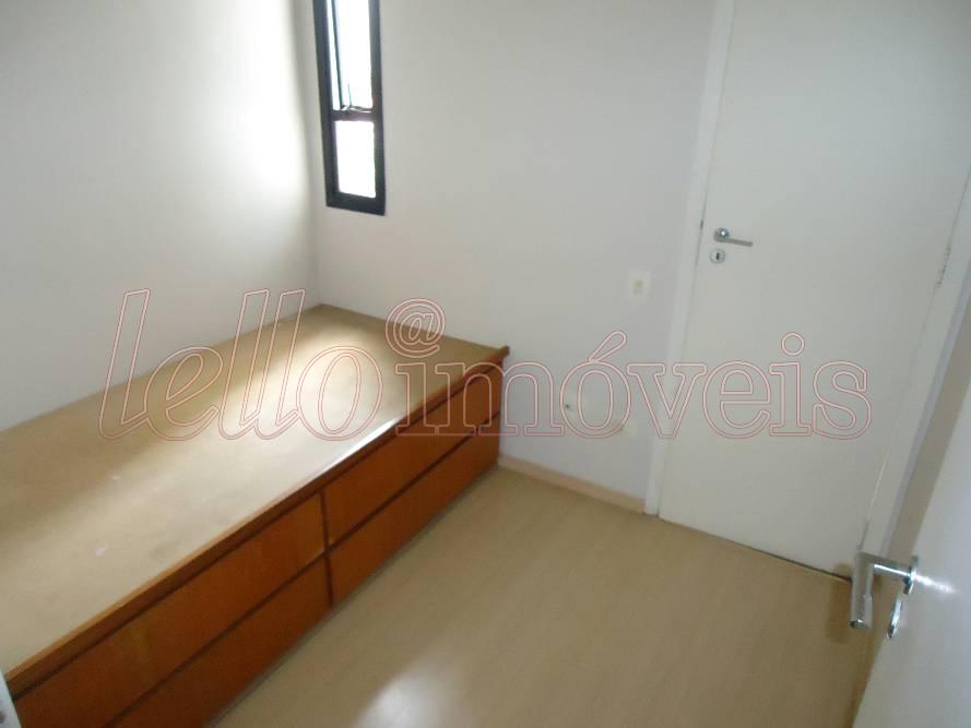 Apartamento para alugar com 3 quartos, 85m² - Foto 9