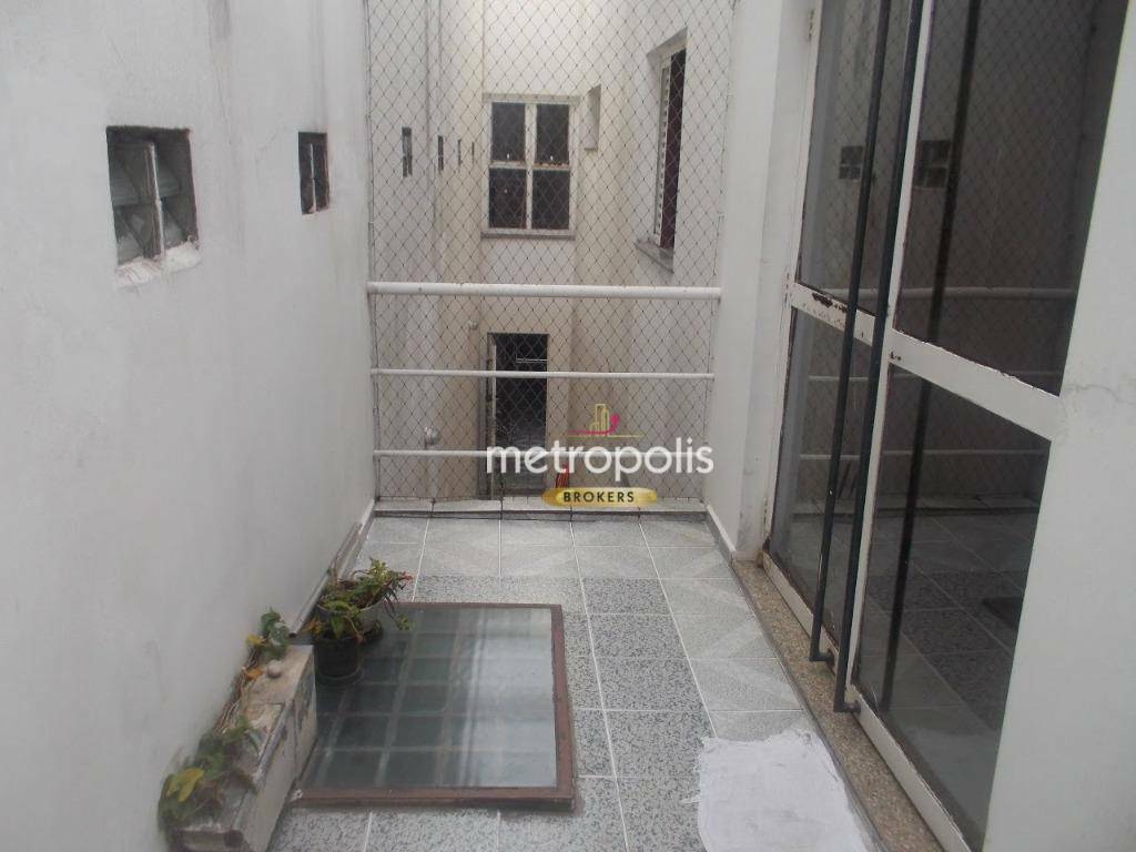 Sobrado à venda com 3 quartos, 200m² - Foto 29