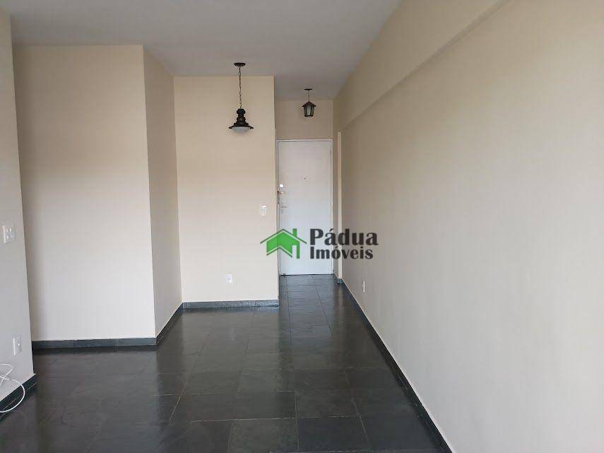 Apartamento para alugar com 1 quarto, 50m² - Foto 13