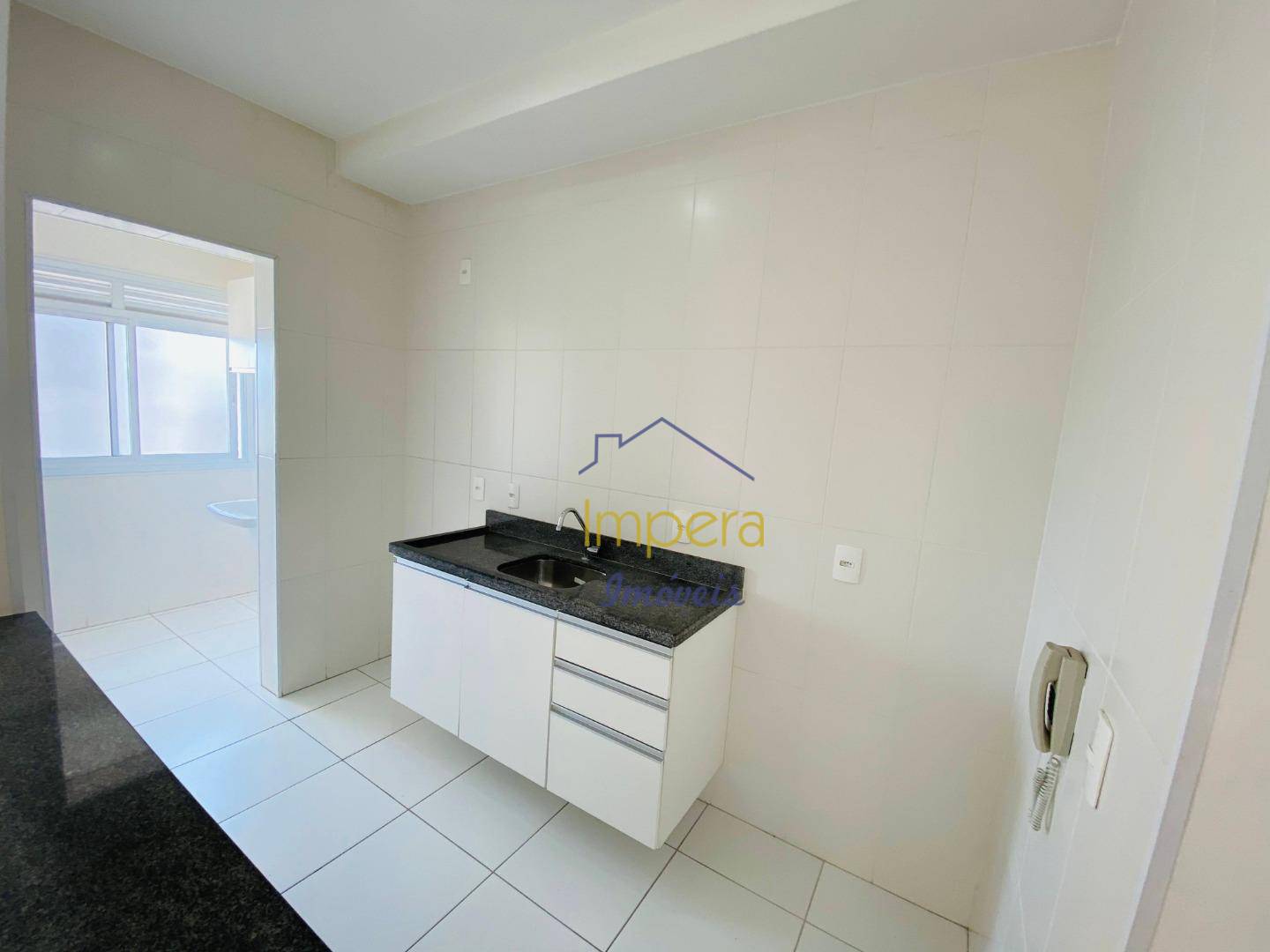 Apartamento para alugar com 2 quartos, 67m² - Foto 3