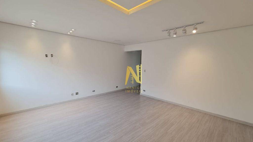 Apartamento à venda com 1 quarto, 33m² - Foto 2