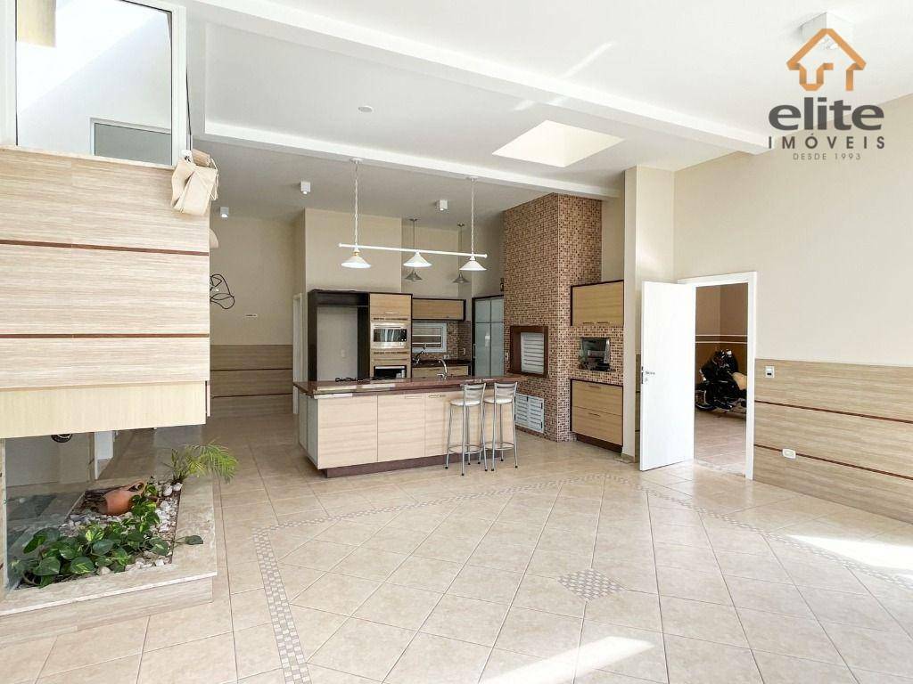 Casa à venda com 4 quartos, 459m² - Foto 12