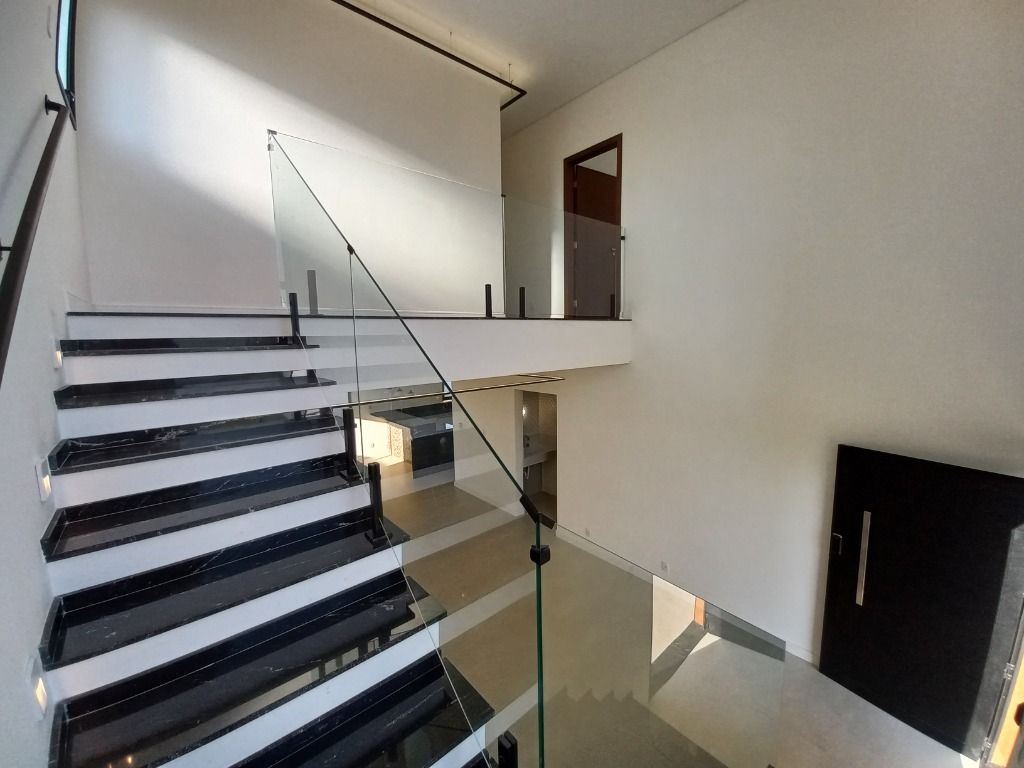 Sobrado à venda com 3 quartos, 284m² - Foto 24