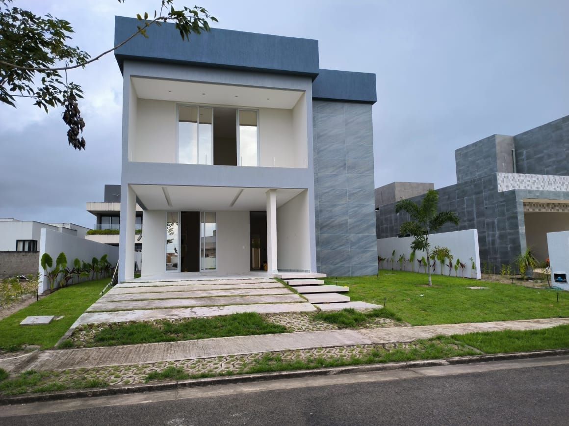 Casa de Condomínio à venda com 5 quartos, 326m² - Foto 3