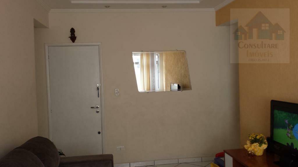 Apartamento à venda com 2 quartos, 70m² - Foto 3