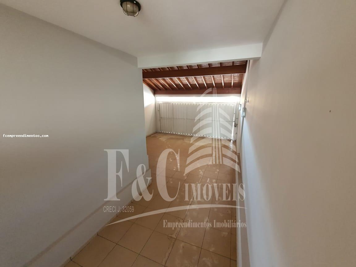 Casa à venda com 3 quartos, 355m² - Foto 14