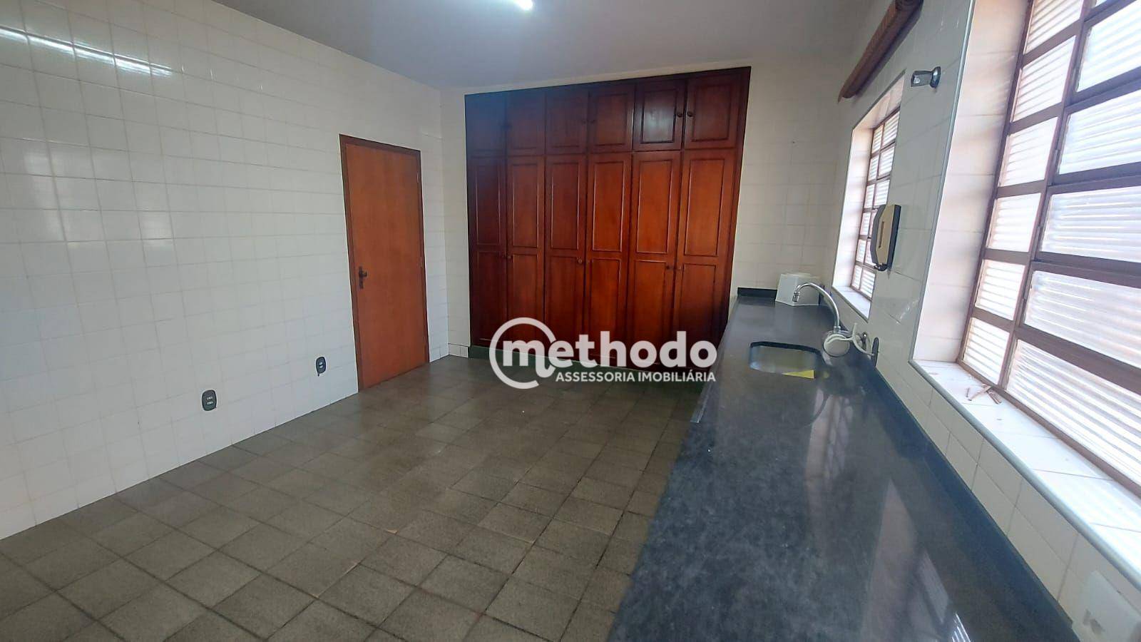Casa de Condomínio à venda com 3 quartos, 250m² - Foto 21