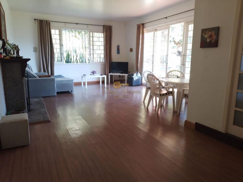 Casa à venda com 3 quartos, 200m² - Foto 7