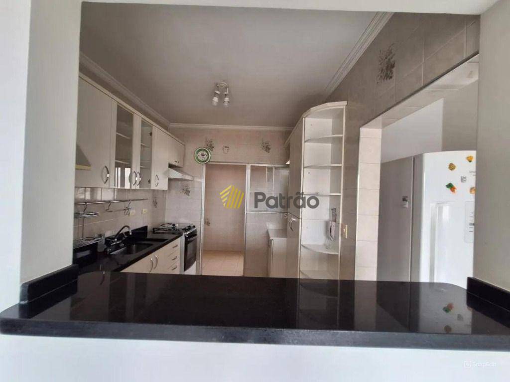 Apartamento à venda com 3 quartos, 85m² - Foto 2