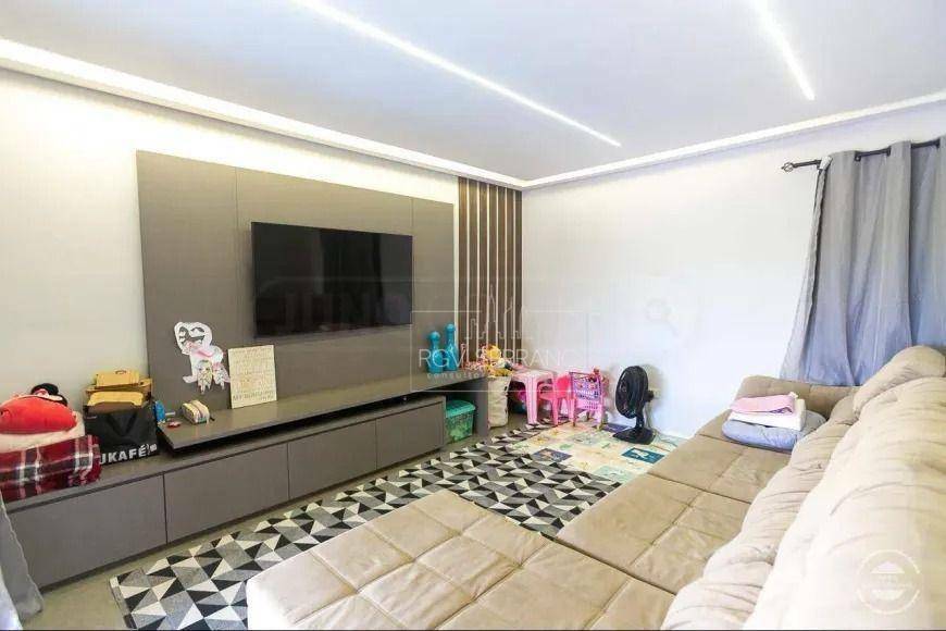 Casa de Condomínio à venda com 3 quartos, 320m² - Foto 2