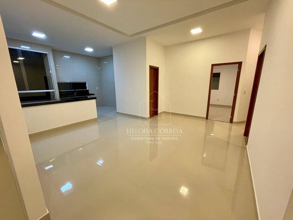 Casa à venda com 3 quartos, 162m² - Foto 3