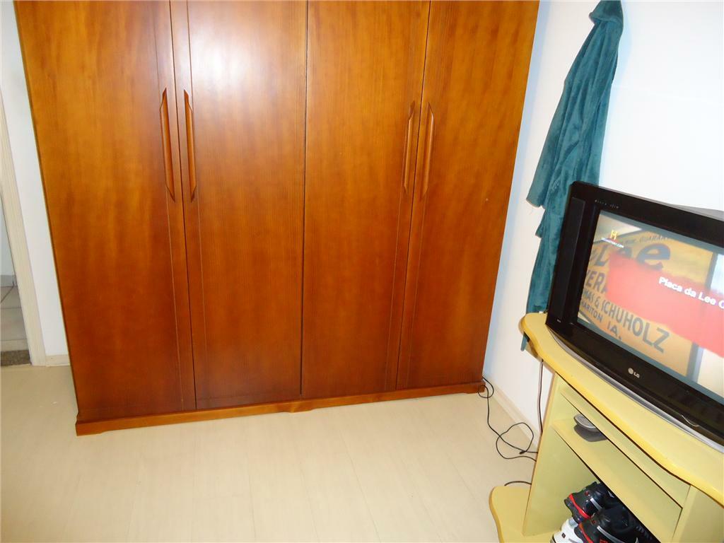 Apartamento à venda com 3 quartos, 115m² - Foto 9