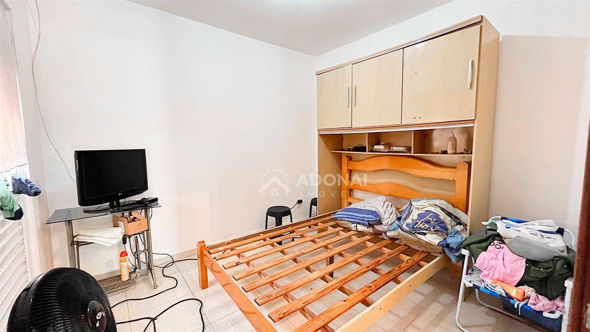 Casa à venda com 3 quartos, 60m² - Foto 8