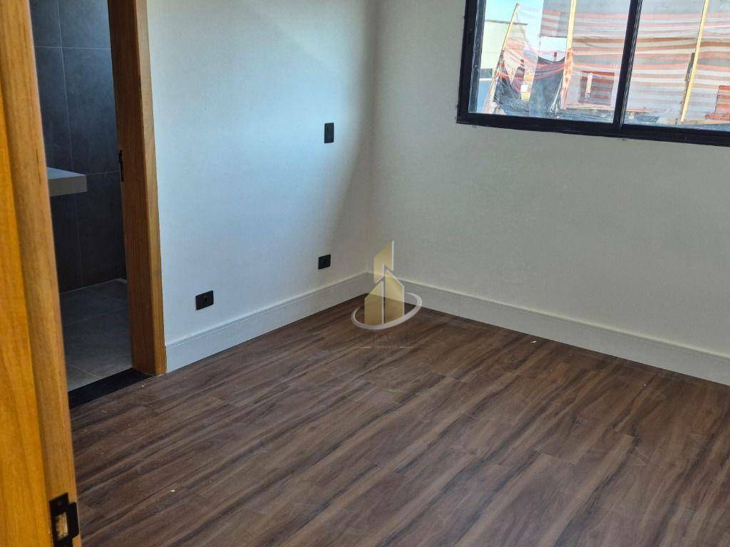 Sobrado à venda com 4 quartos, 256m² - Foto 13