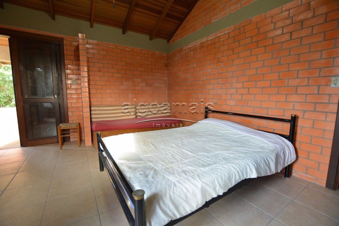 Casa à venda com 2 quartos, 175m² - Foto 13