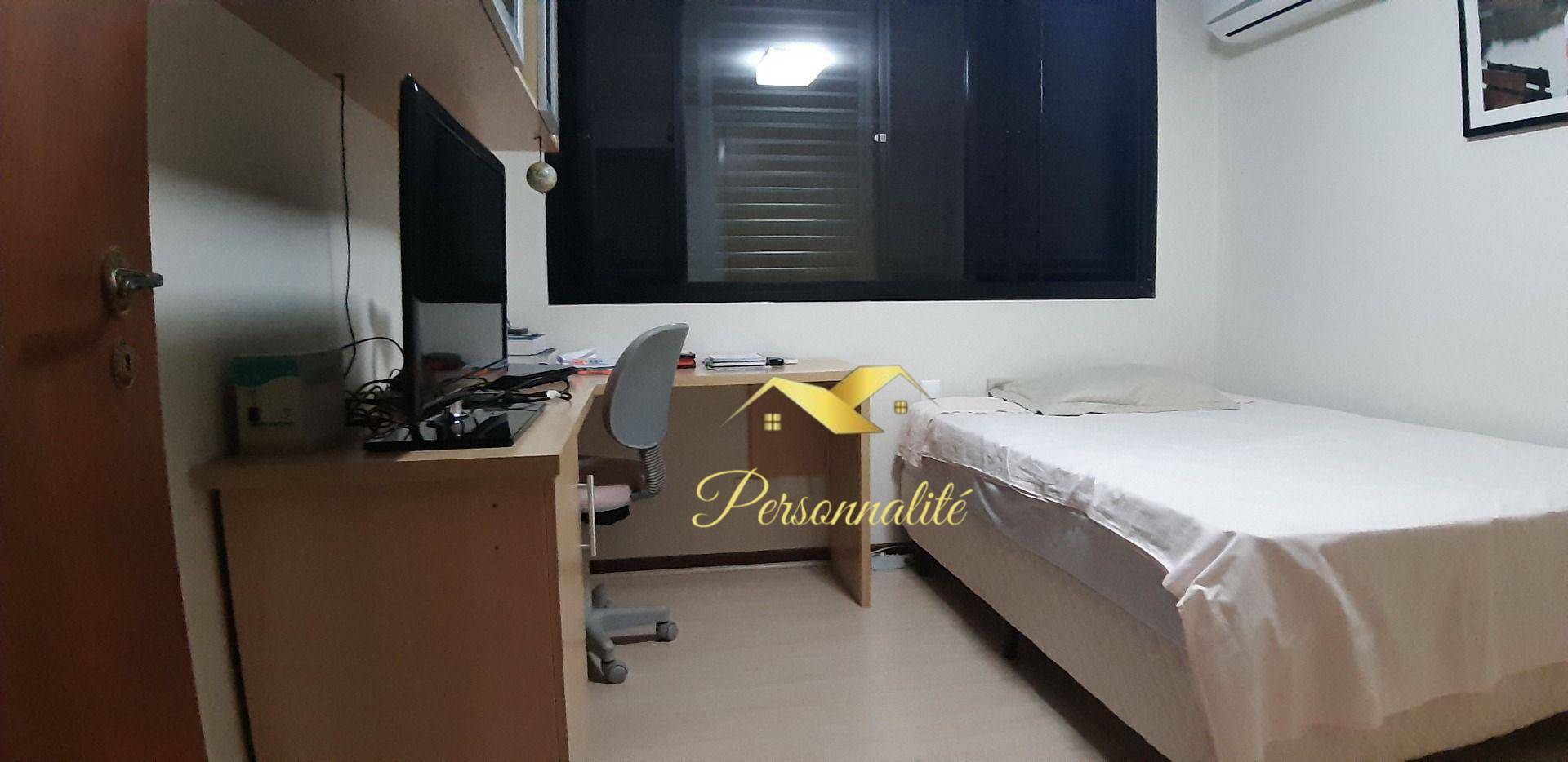 Apartamento à venda com 3 quartos, 191m² - Foto 18