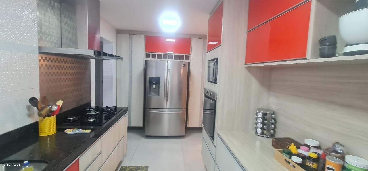 Apartamento à venda com 3 quartos, 198m² - Foto 15