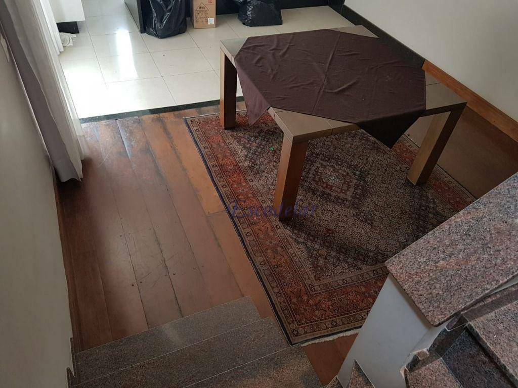 Sobrado à venda com 4 quartos, 300m² - Foto 8