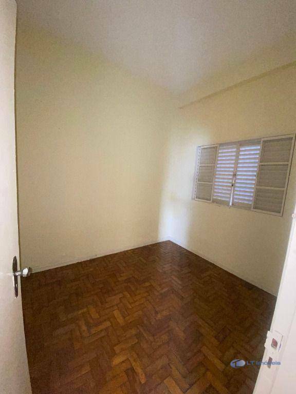 Casa para alugar com 2 quartos, 35m² - Foto 3