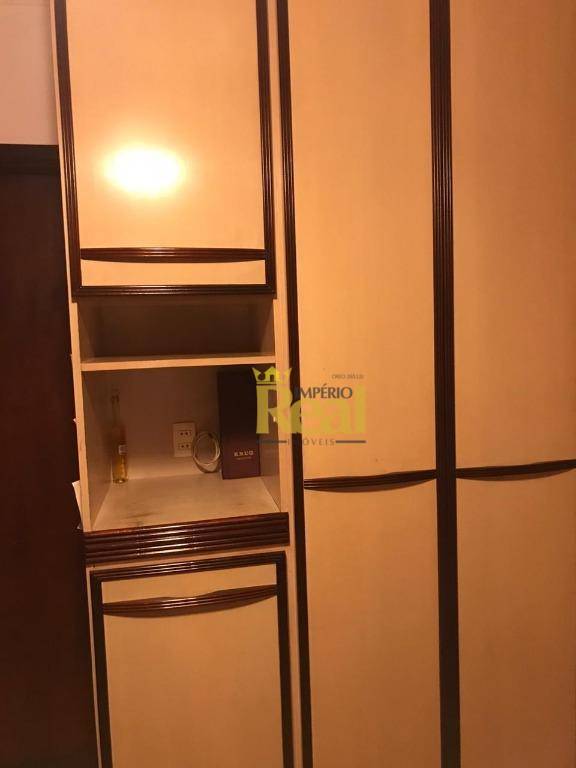 Sobrado à venda com 4 quartos, 408m² - Foto 6