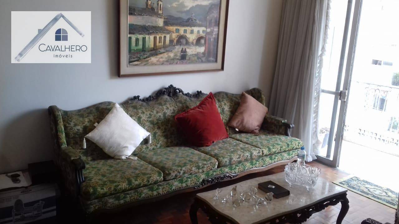 Apartamento à venda com 3 quartos, 136m² - Foto 1