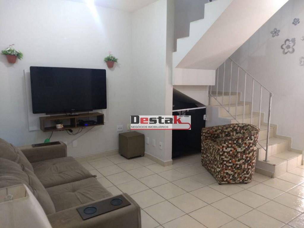 Sobrado à venda com 3 quartos, 78m² - Foto 3