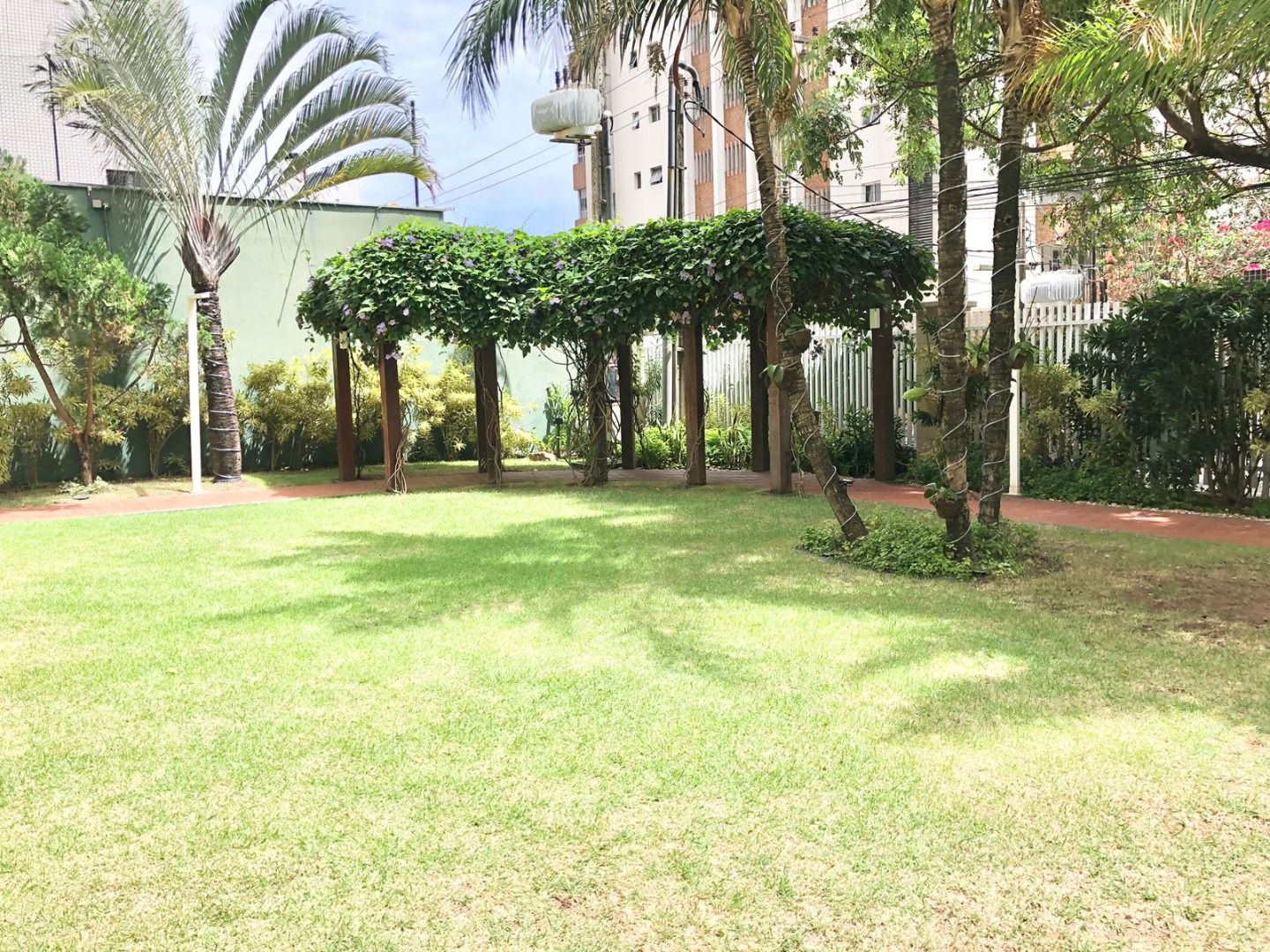 Apartamento à venda com 4 quartos, 395m² - Foto 33