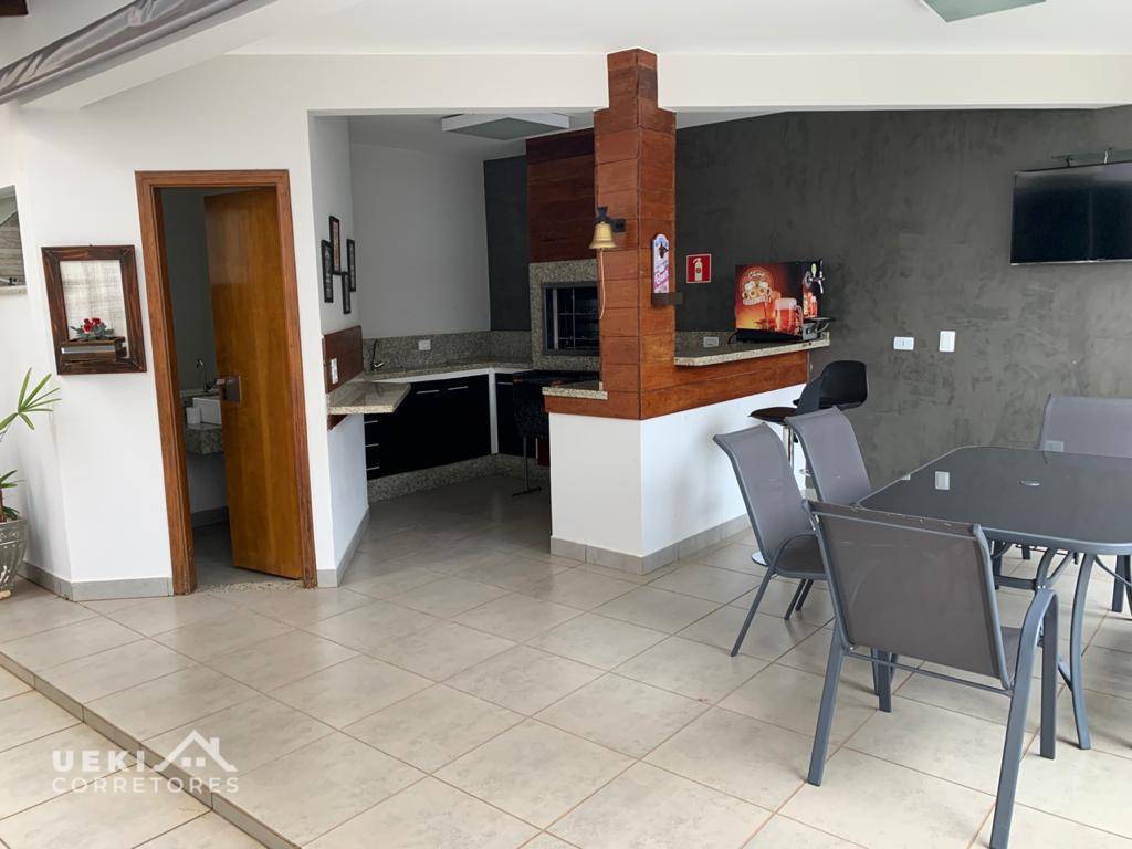 Casa à venda com 4 quartos, 328m² - Foto 27