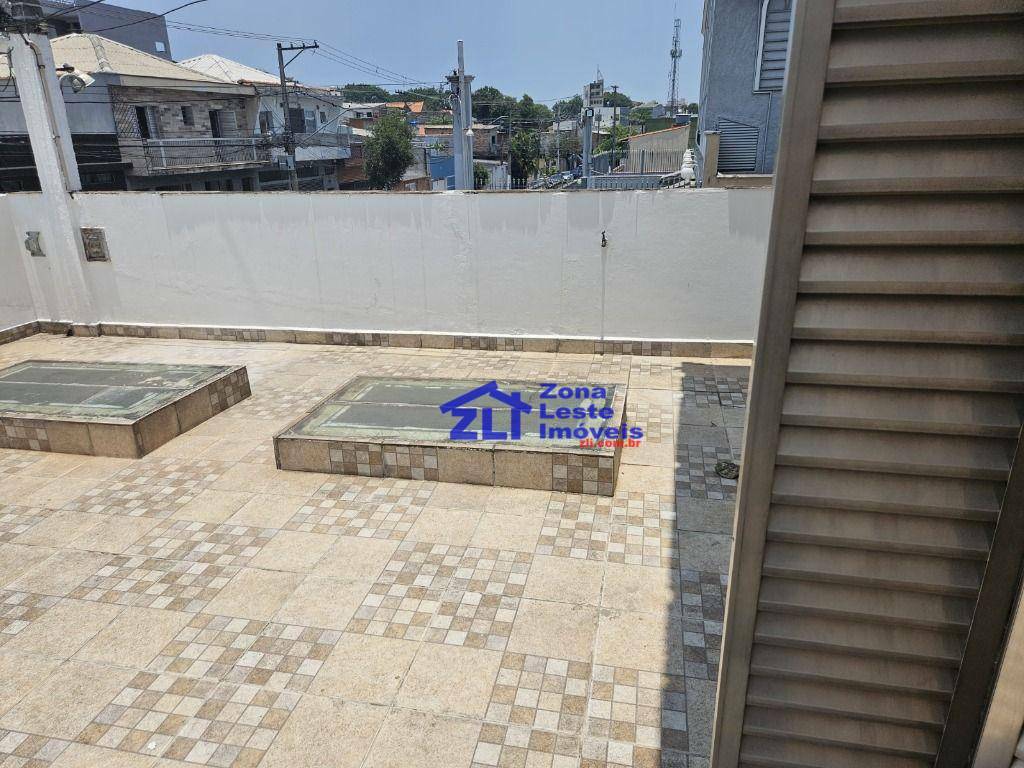 Sobrado à venda e aluguel com 3 quartos, 120m² - Foto 10