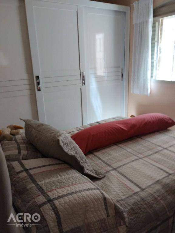 Casa à venda com 3 quartos, 128m² - Foto 8