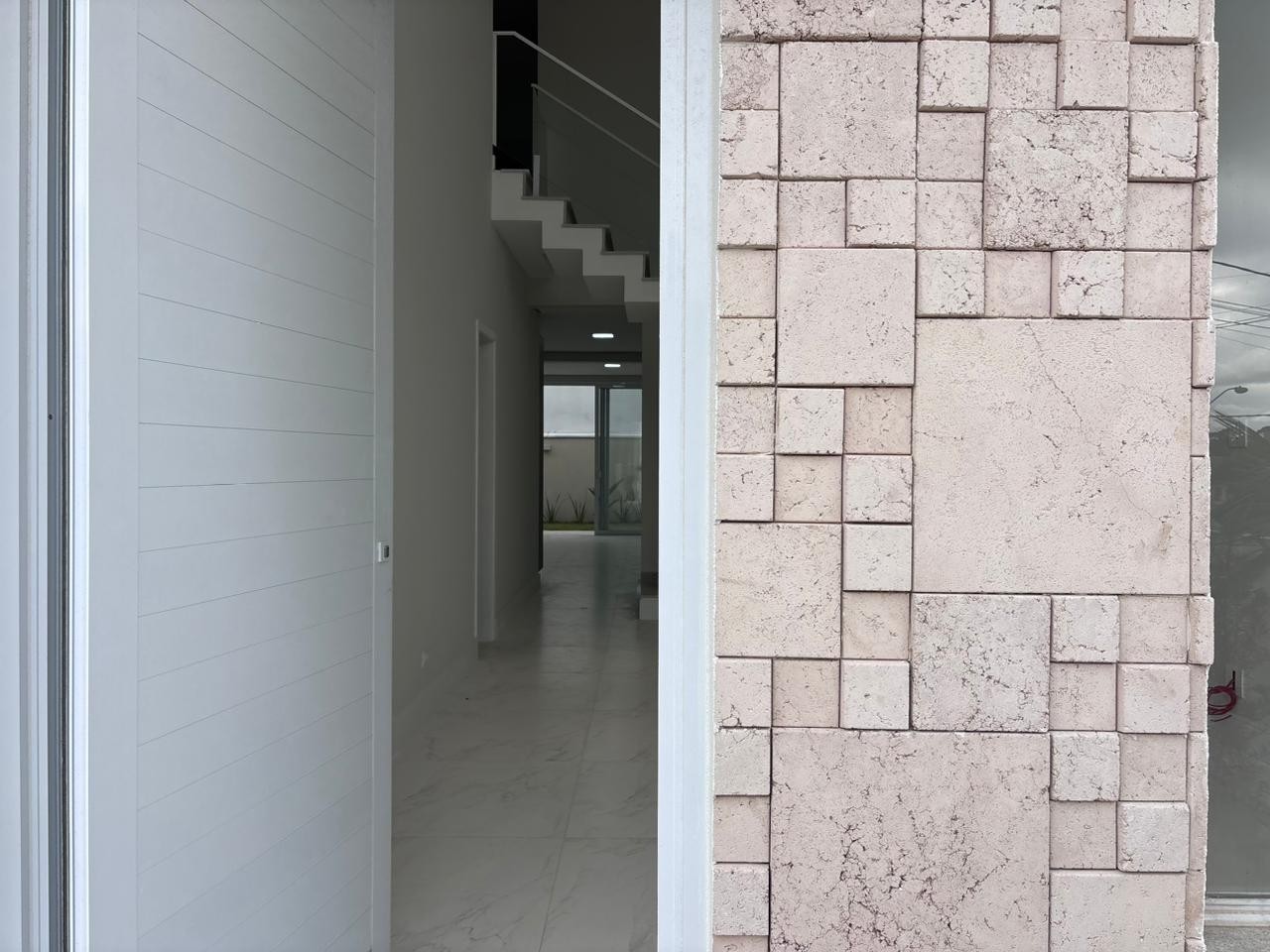 Casa de Condomínio à venda com 3 quartos, 208m² - Foto 3