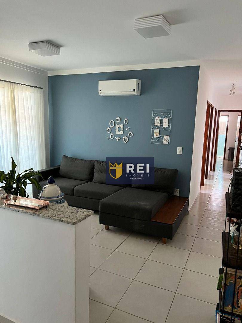 Apartamento à venda com 3 quartos, 127m² - Foto 1