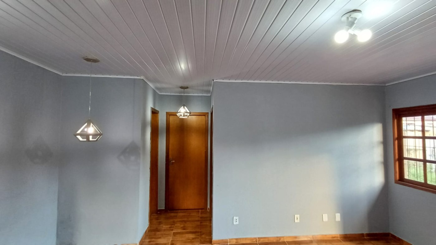 Casa à venda com 2 quartos, 68m² - Foto 5