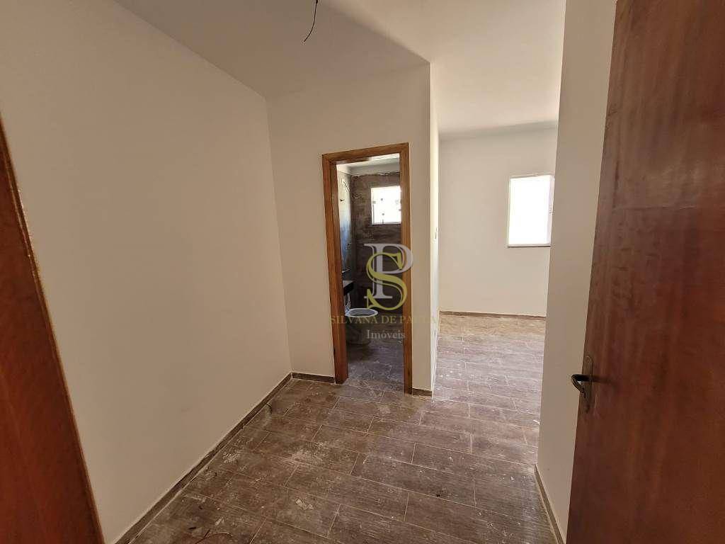 Casa à venda com 3 quartos, 120m² - Foto 14