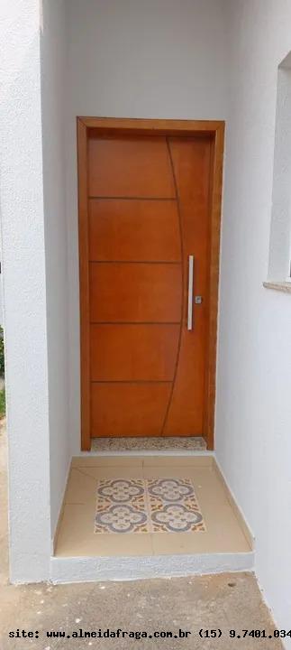 Casa de Condomínio para alugar com 4 quartos, 150m² - Foto 2