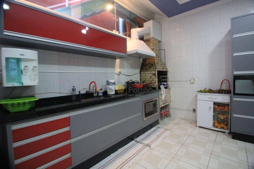 Sobrado à venda com 3 quartos, 211m² - Foto 9