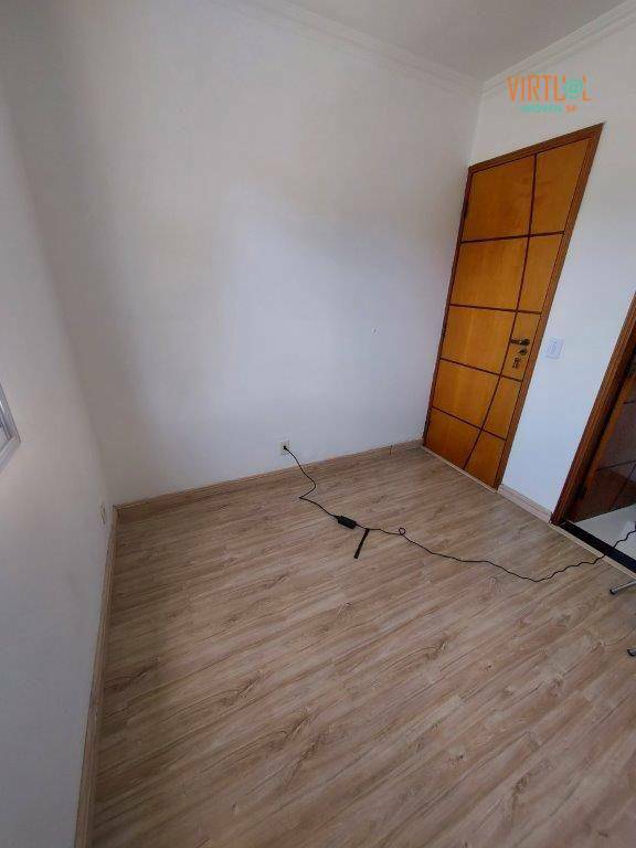 Apartamento para alugar com 2 quartos, 65m² - Foto 17