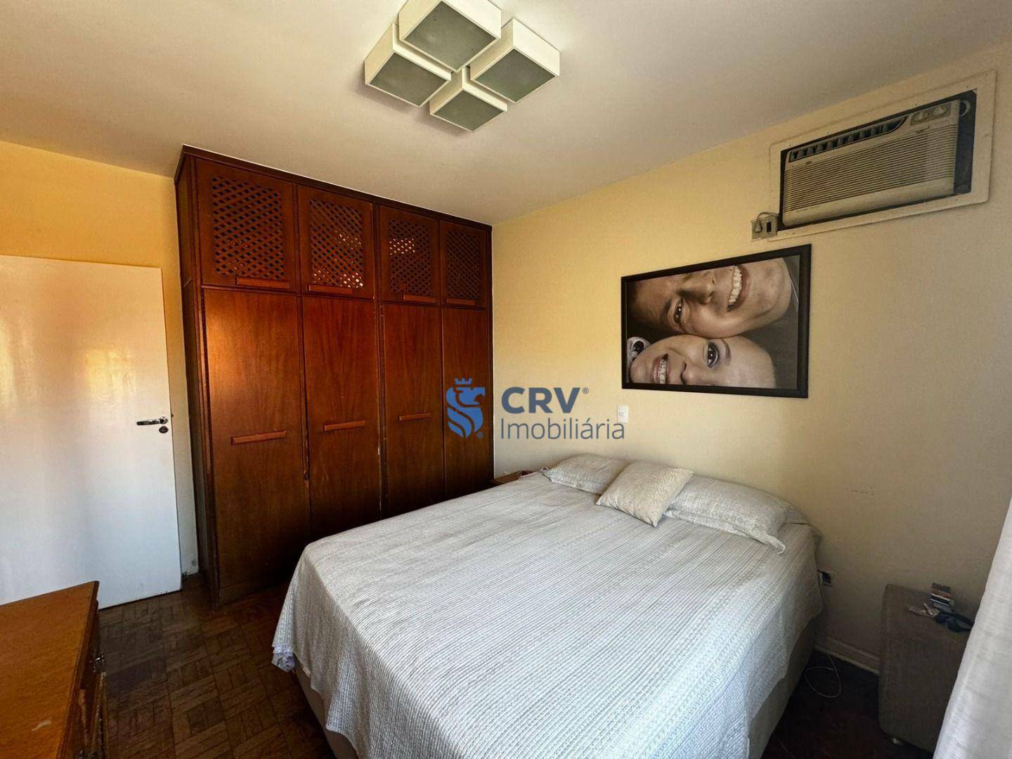 Casa à venda com 3 quartos, 210m² - Foto 10