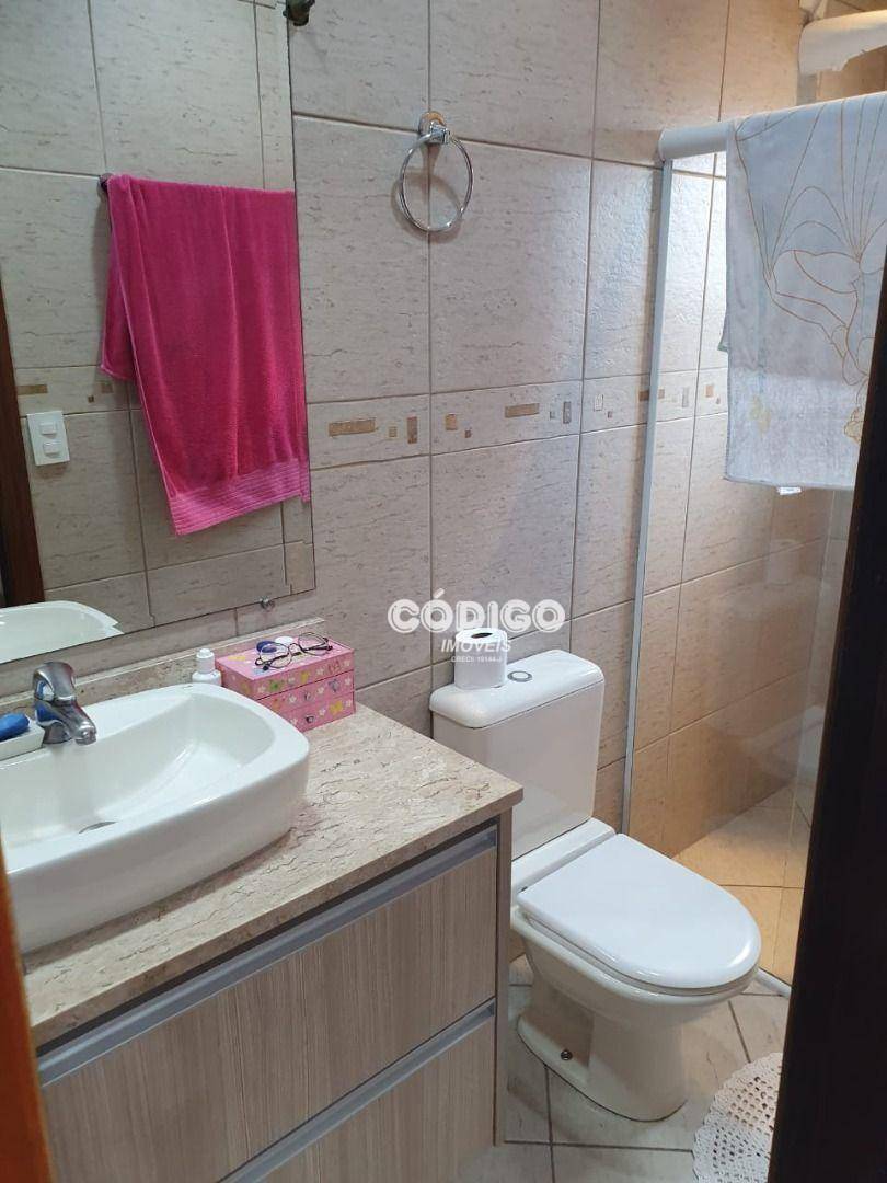 Casa à venda com 3 quartos, 200m² - Foto 14