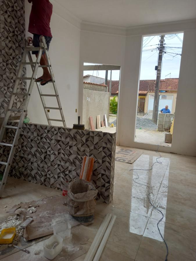 Casa à venda com 2 quartos, 125m² - Foto 2