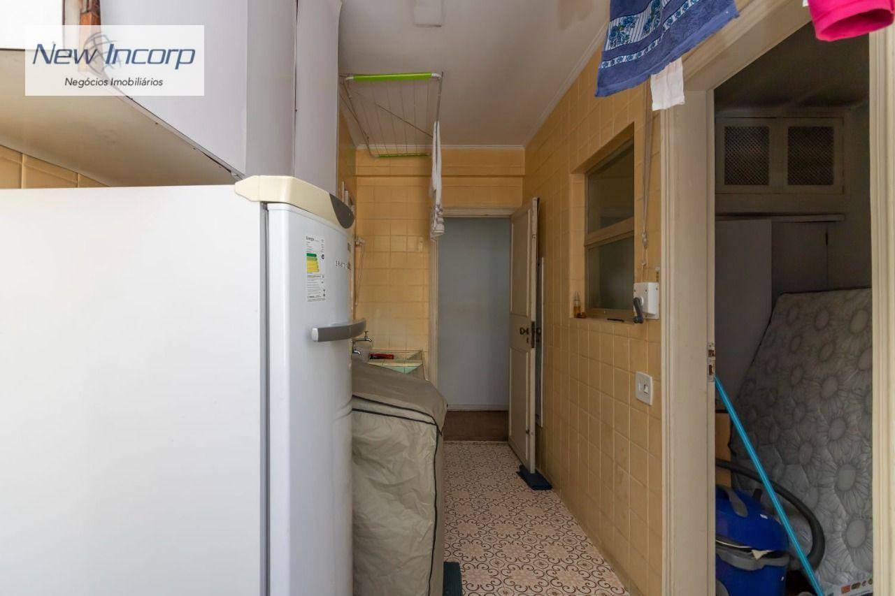 Apartamento à venda com 3 quartos, 213m² - Foto 19