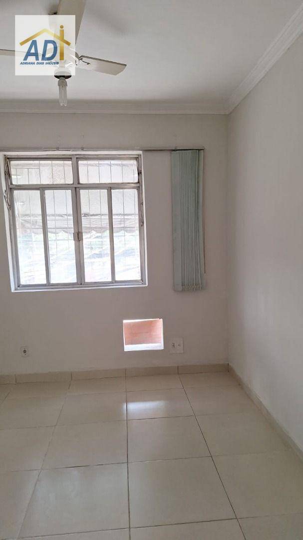 Apartamento à venda com 2 quartos, 60m² - Foto 7