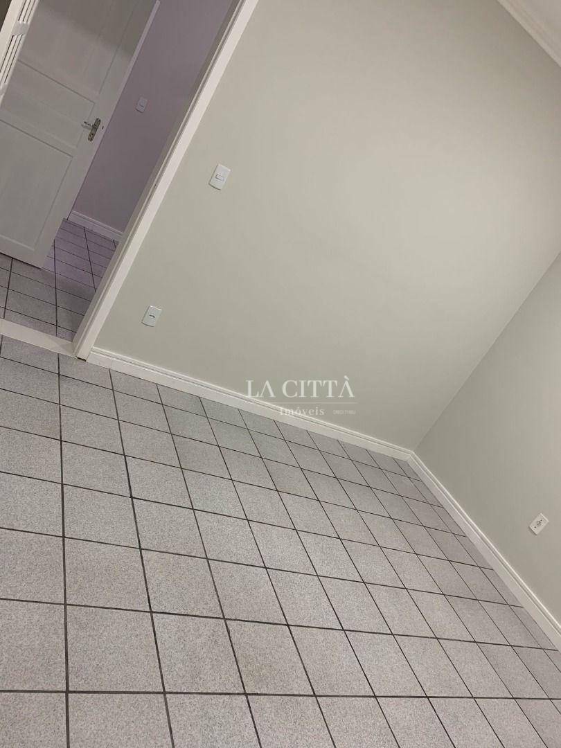 Casa para alugar com 1 quarto, 40m² - Foto 6