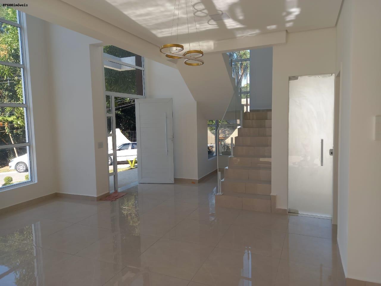Casa à venda com 3 quartos, 300m² - Foto 28