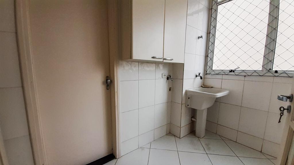 Apartamento à venda com 3 quartos, 176m² - Foto 29