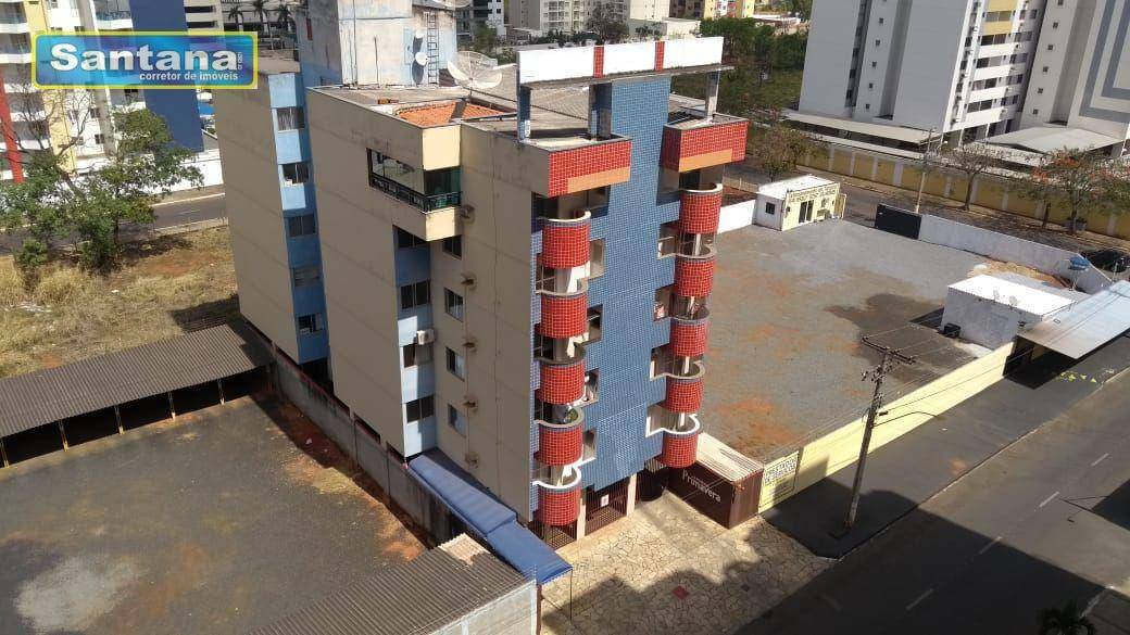 Apartamento à venda com 2 quartos, 69m² - Foto 2